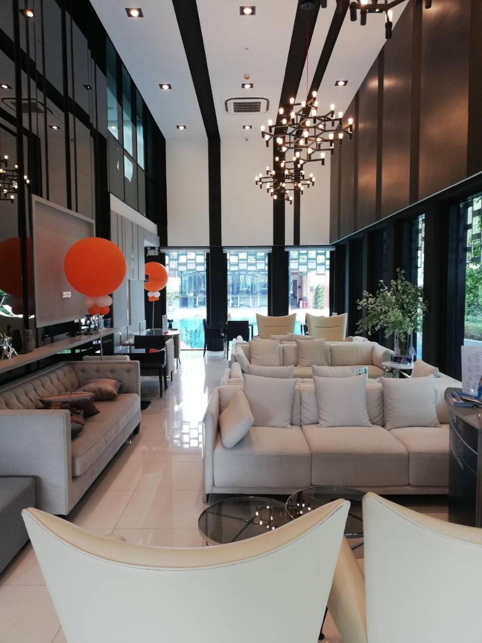 Готель Niche Mono Sukhumvit 50 By Ariva Бангкок Екстер'єр фото