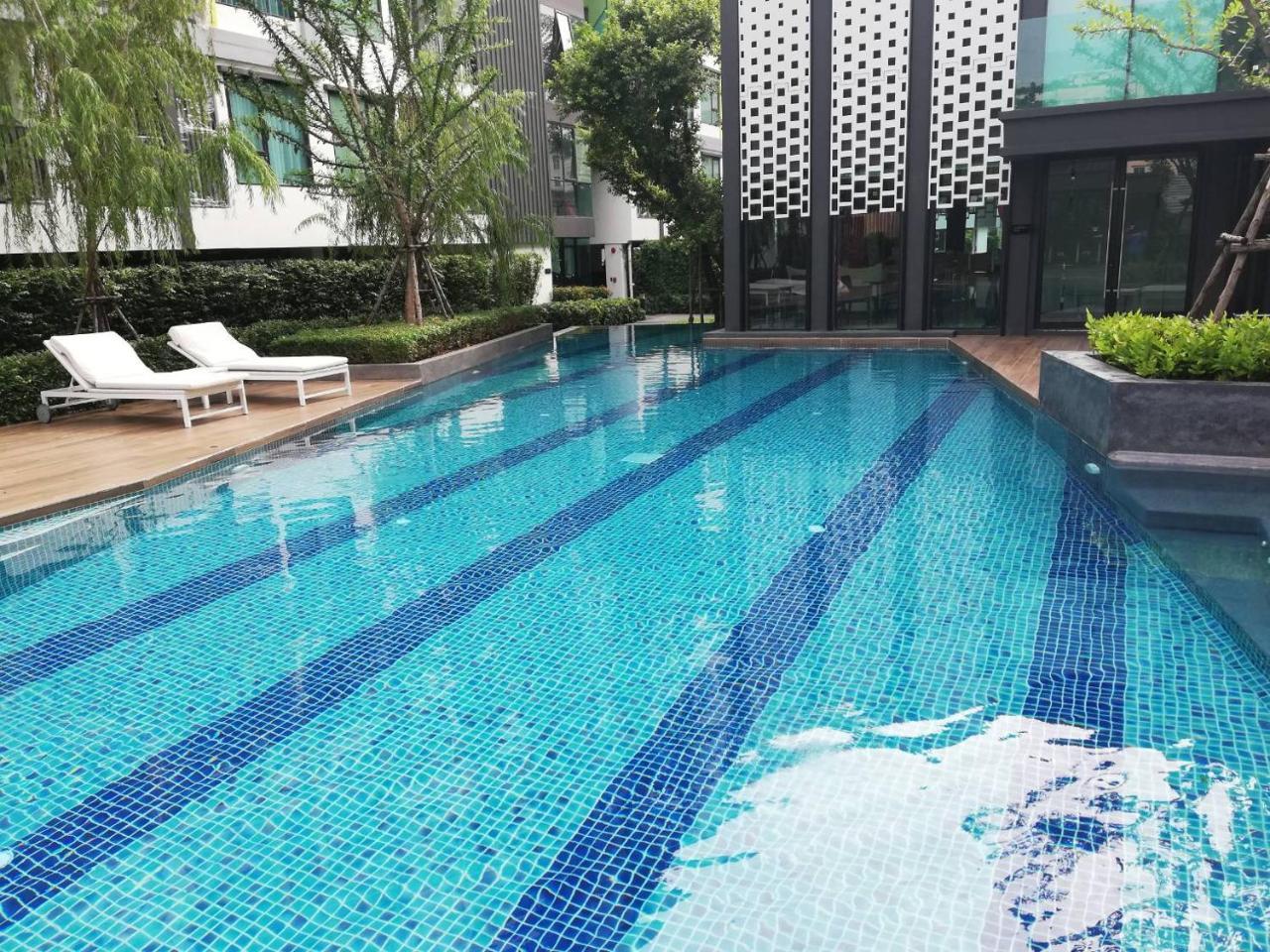 Готель Niche Mono Sukhumvit 50 By Ariva Бангкок Екстер'єр фото
